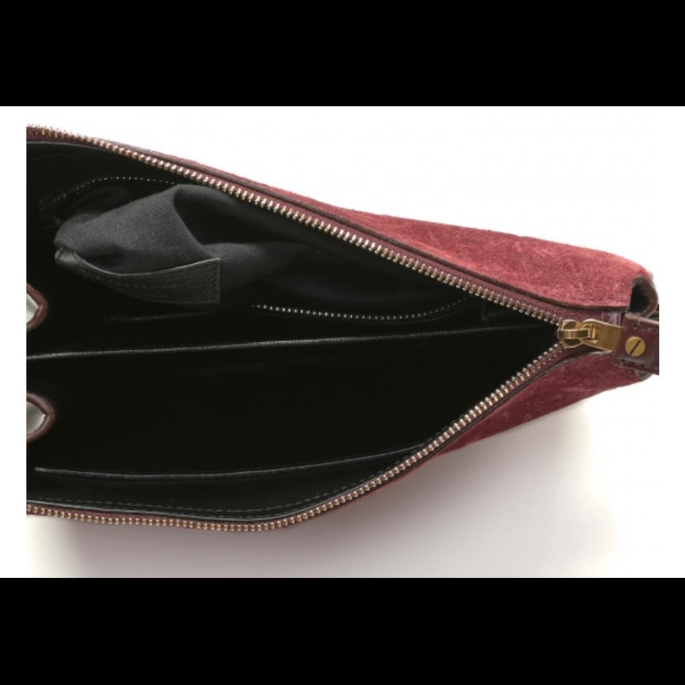 Saint Laurent Monogram Suede Cross-body - Picture 5 of 10